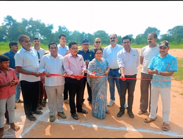 Sonbhadra News: न्यायपंचायत धनौरा की वार्षिक क्रीड़ा प्रतियोगिता का शानदार आगाज़