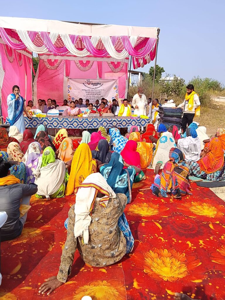 जामपानी में सेवा की मिसाल: स्प्रिंकलिंग स्माइल टीम ने बांटे 100 कंबल, परोपकार सेवा समर्पण समिति का रहा विशेष योगदान.