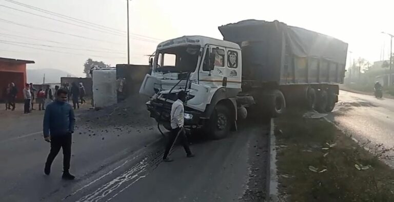 बिग ब्रेकिंग: डाला चढ़ाई पर भीषण सड़क हादसा तेज़ रफ्तार ट्रेलर ने ट्रक को मारी जोरदार टक्कर, दोनों वाहन हुए क्षतिग्रस्त.