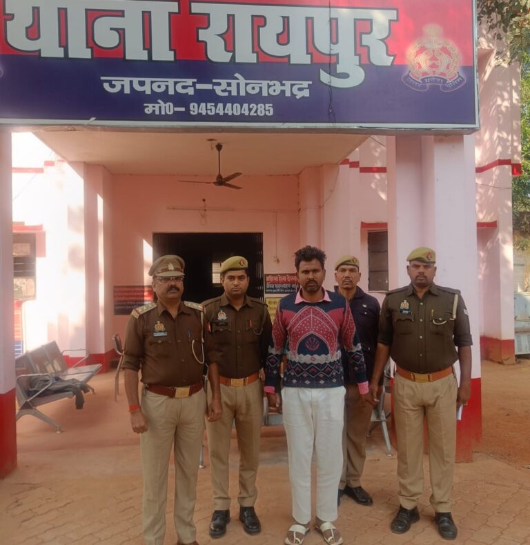 थाना रायपुर पुलिस की बड़ी कार्रवाई: 5,000 रुपये के इनामिया गो-तस्कर शिवाजी निषाद उर्फ कर्नल गिरफ्तार