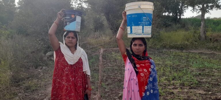 65 साल बाद भी जल और सड़क के अभाव में संघर्षरत ग्राम पंडरी के ग्रामीण