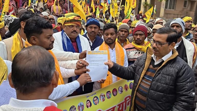 भयावह पर्यावरण प्रदूषण के खिलाफ आदिवासी आर-पार की लड़ाई को तैयार.