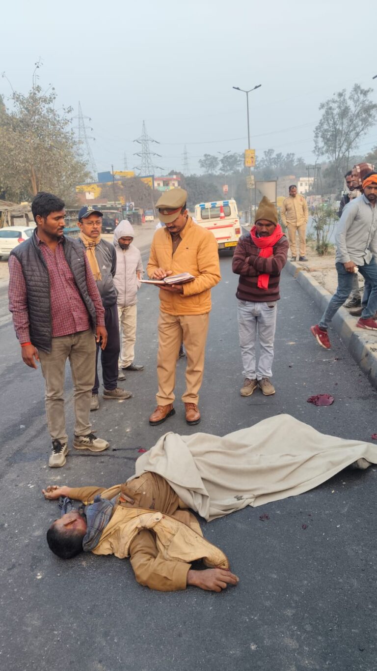 Sonbhadra breaking: लोढ़ी हॉस्पिटल के सामने अज्ञात वाहन ने होमगार्ड को कुचला, मौत