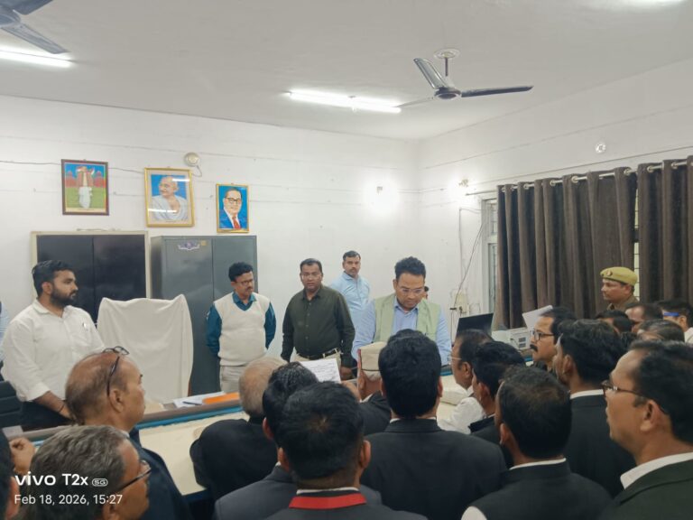 दुद्धी में अपर आयुक्त का दौरा: बार एसोसिएशन ने सौंपा 6 सूत्रीय मांग पत्र, सर्वे प्रक्रिया में गड़बड़ी व भूमि विवाद उठे प्रमुख मुद्दे.